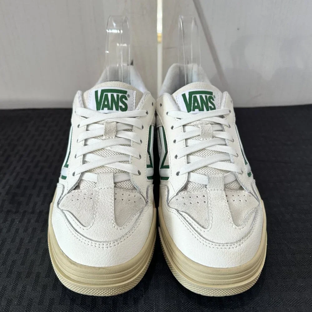 Vans Sample Upland Shoe Sneakers